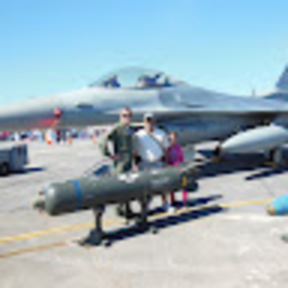 Meet your Posher, Juan carlos - Picture 1 of 1